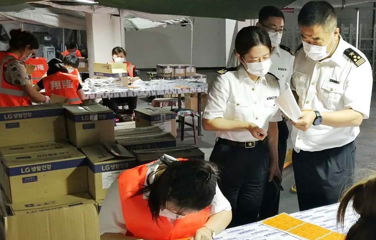 威海海关强化监管优化服务助力保税仓库高质量发展